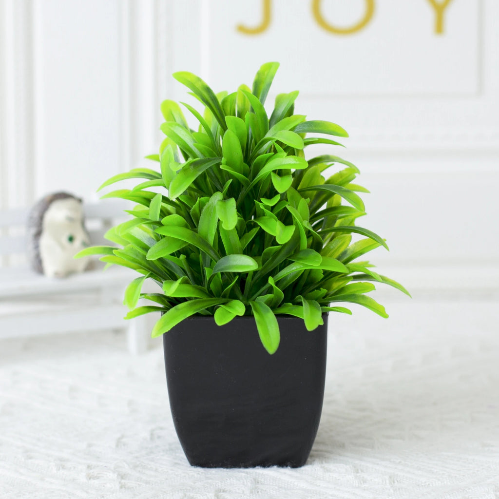 1pc Fake Mini Artificial Eucalyptus Potted Plant