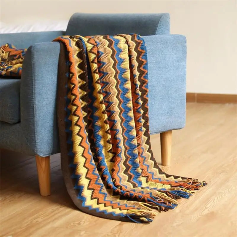 100% Acryl Hand Knitted Blanket with Tassel