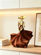 Luxury Home Decor Electroplating Flocked Figure