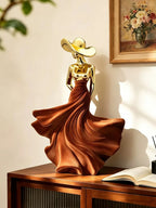 Luxury Home Decor Electroplating Flocked Figure