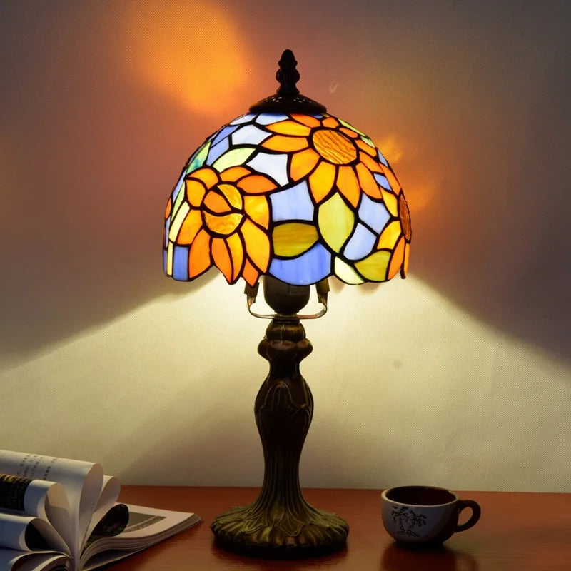 European Style Table Lamp Stained Glass Reading Light