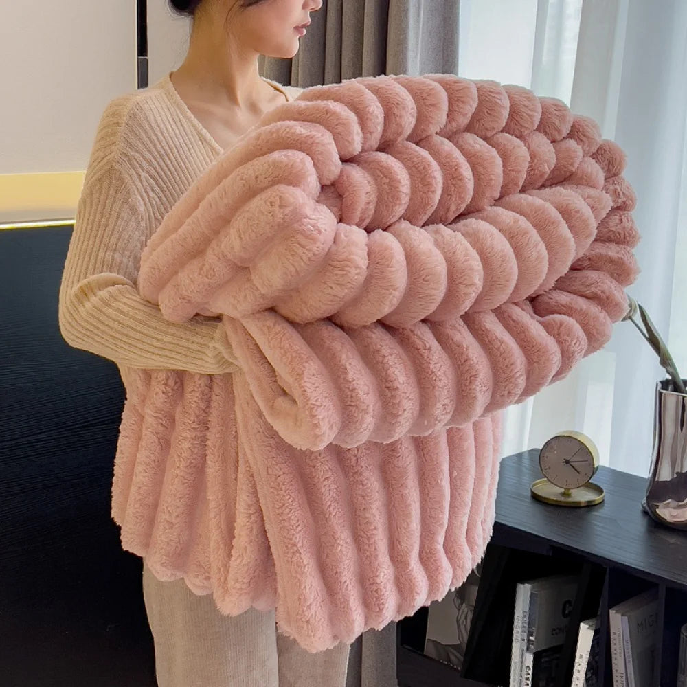 throw Blanket for Bed - 250GSM Soft & Warm Fluffy Blanket