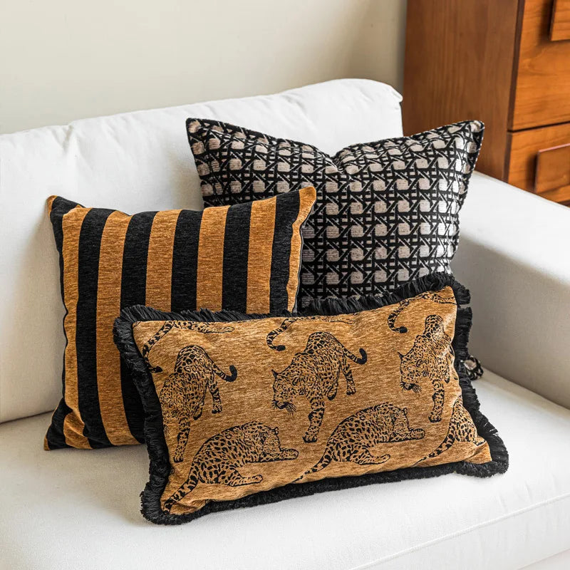 Light Luxury Cushion Cover