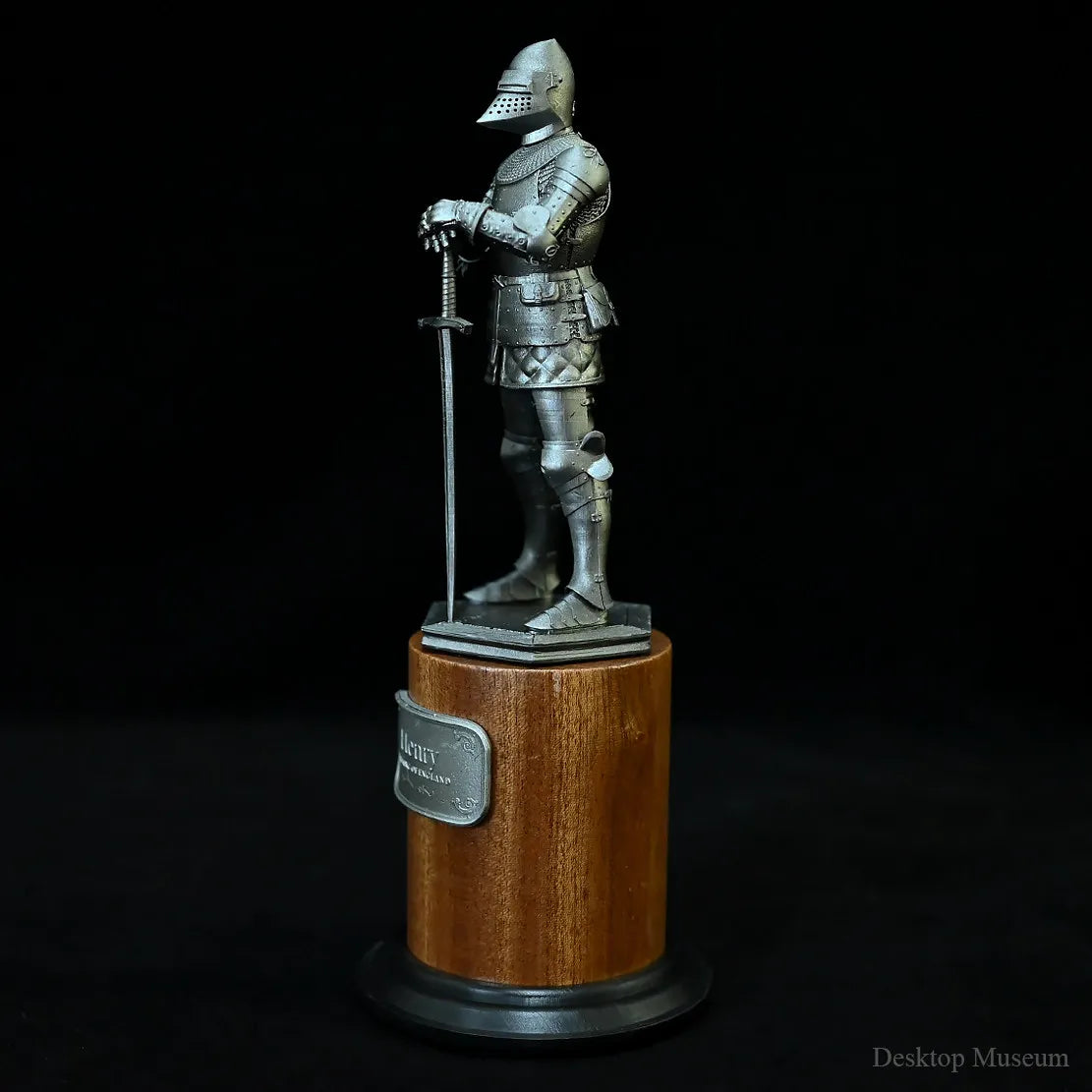 Dragon Flying Rabbit Dance 180MM Medieval Knight Home Desktop Decoration