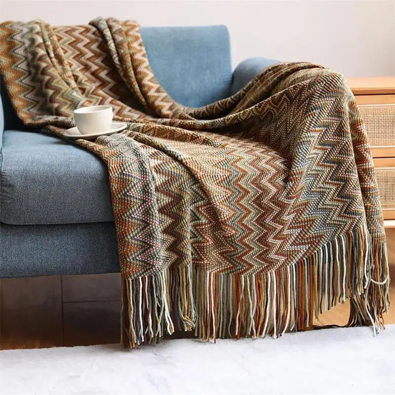 100% Acryl Hand Knitted Blanket with Tassel