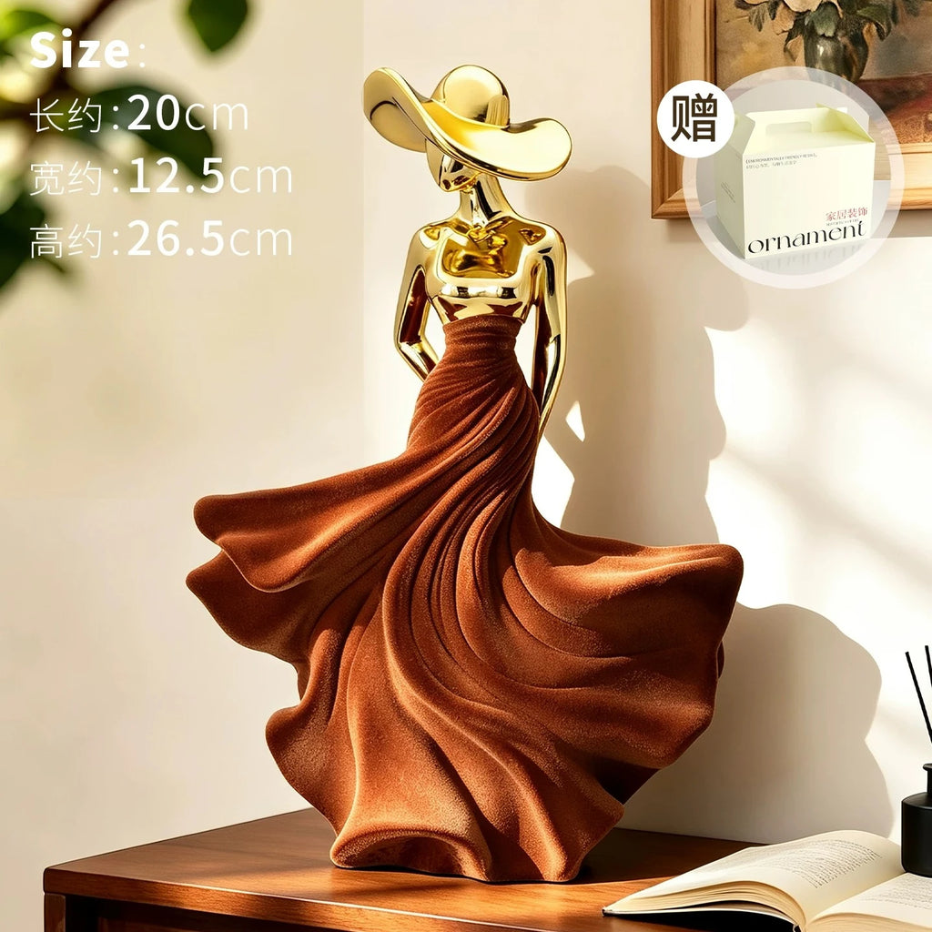 Luxury Home Decor Electroplating Flocked Figure